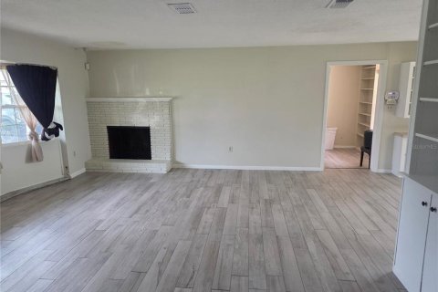 Villa ou maison à vendre à Orlando, Floride: 3 chambres, 133.04 m2 № 2310157 - photo 4