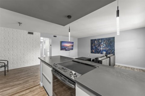 Condo in Winter Park, Florida, 2 bedrooms № 2114751 - photo 16
