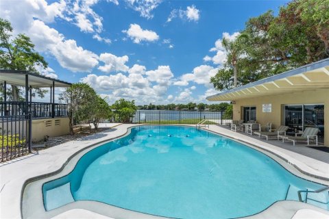 Condo in Winter Park, Florida, 2 bedrooms № 2114751 - photo 25