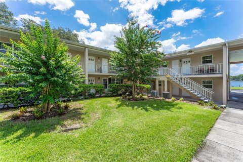 Condo in Winter Park, Florida, 2 bedrooms № 2114751 - photo 2