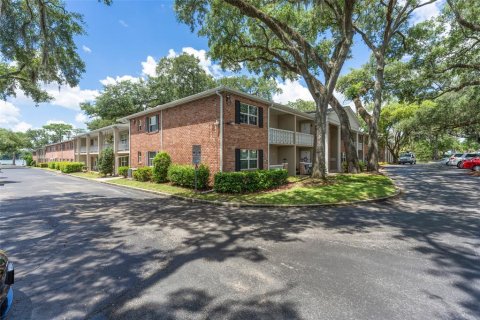 Condo in Winter Park, Florida, 2 bedrooms № 2114751 - photo 27
