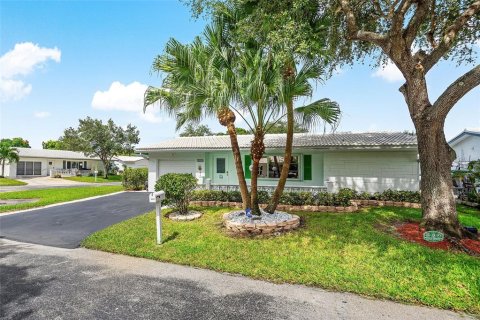 Casa en venta en Plantation, Florida, 2 dormitorios, 176.33 m2 № 1876572 - foto 1
