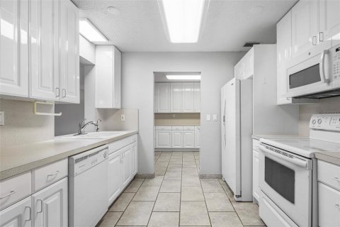 Casa en venta en Plantation, Florida, 2 dormitorios, 176.33 m2 № 1876572 - foto 16