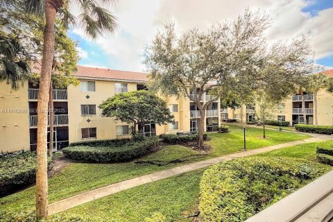 Copropriété à louer à Hollywood, Floride: 1 chambre, 49.89 m2 № 1971084 - photo 27
