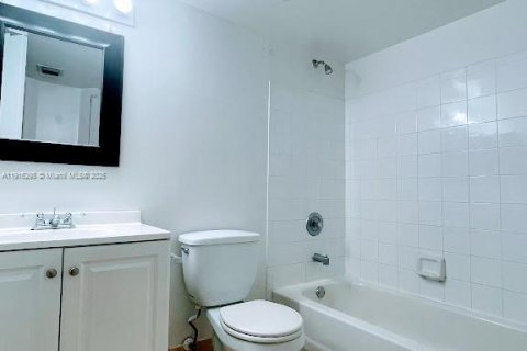 Copropriété à louer à Hollywood, Floride: 1 chambre, 49.89 m2 № 1971084 - photo 12