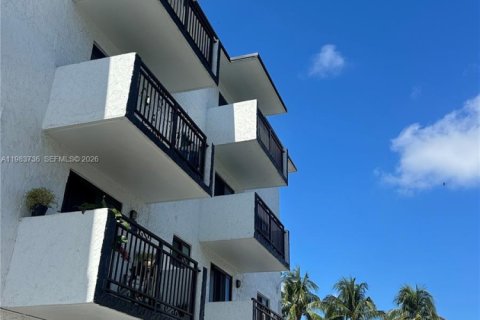Снять в аренду квартиру в Майами, Флорида 2 спальни, № 2049462 - фото 29