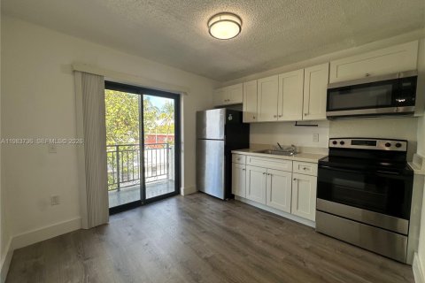 Снять в аренду квартиру в Майами, Флорида 2 спальни, № 2049462 - фото 8