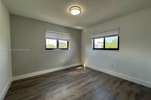 Снять в аренду квартиру в Майами, Флорида 2 спальни, № 2049462 - фото 15