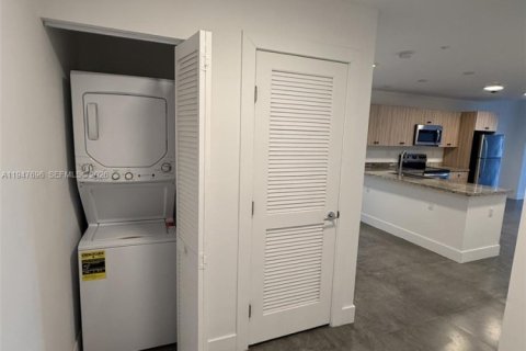 Apartment in Miami, Florida 2 bedrooms, 95.88 sq.m. № 2003795 - photo 8