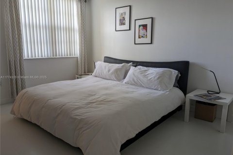 Condo in Aventura, Florida, 1 bedroom  № 1746063 - photo 4