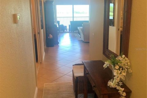 Condo in Bradenton, Florida, 2 bedrooms  № 962076 - photo 8