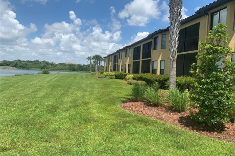 Condo in Bradenton, Florida, 2 bedrooms  № 962076 - photo 24