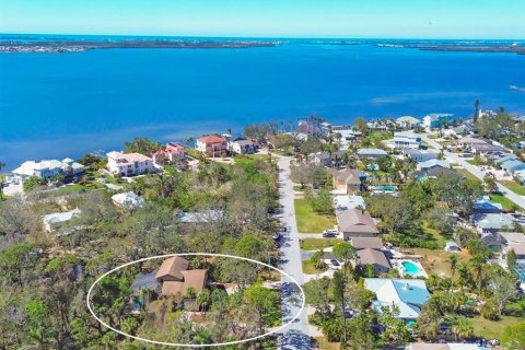 House in Bradenton, Florida 3 bedrooms, 253.44 sq.m. № 1565025 - photo 3
