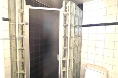 Купить кондоминиум в Авентура, Флорида 1 спальня, 68.84м2, № 2043361 - фото 15