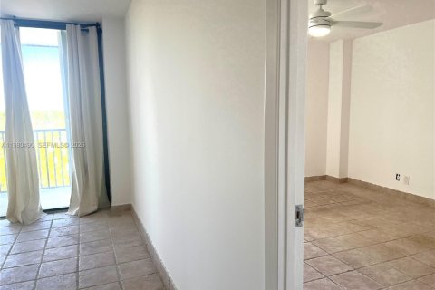 Купить кондоминиум в Авентура, Флорида 1 спальня, 68.84м2, № 2043361 - фото 8