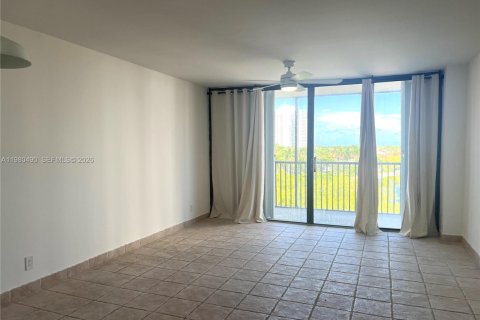 Купить кондоминиум в Авентура, Флорида 1 спальня, 68.84м2, № 2043361 - фото 4