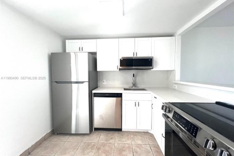 Купить кондоминиум в Авентура, Флорида 1 спальня, 68.84м2, № 2043361 - фото 3