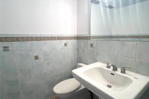 Купить кондоминиум в Авентура, Флорида 1 спальня, 68.84м2, № 2043361 - фото 9