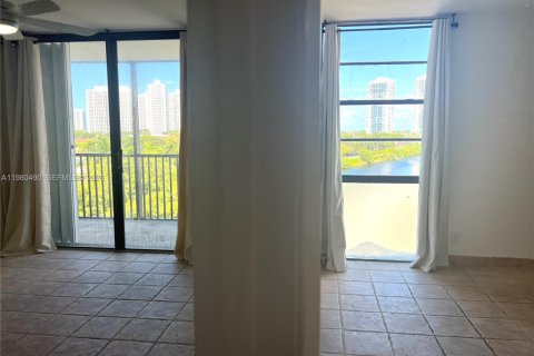 Купить кондоминиум в Авентура, Флорида 1 спальня, 68.84м2, № 2043361 - фото 6
