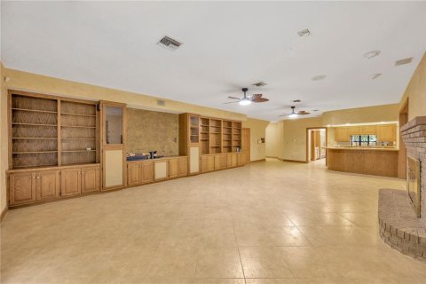 Casa en venta en Brandon, Florida, 4 dormitorios, 447.7 m2 № 1903852 - foto 23