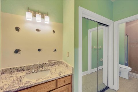 Casa en venta en Brandon, Florida, 4 dormitorios, 447.7 m2 № 1903852 - foto 29