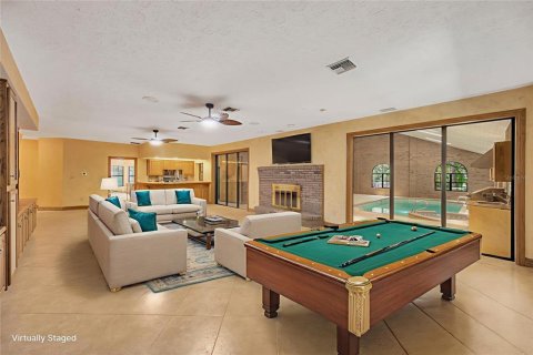 Casa en venta en Brandon, Florida, 4 dormitorios, 447.7 m2 № 1903852 - foto 5