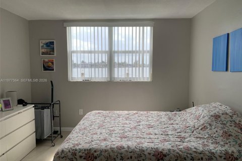 Copropriété à louer à Aventura, Floride: 1 chambre, 71.35 m2 № 2041413 - photo 7