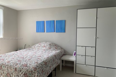 Copropriété à louer à Aventura, Floride: 1 chambre, 71.35 m2 № 2041413 - photo 5