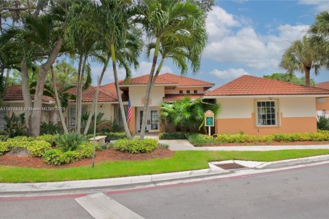 Casa en alquiler en Plantation, Florida, 3 dormitorios, 138.61 m2 № 1895611 - foto 9