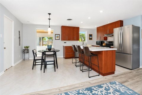 Villa ou maison à vendre à Englewood, Floride: 3 chambres, 94.2 m2 № 2426976 - photo 30