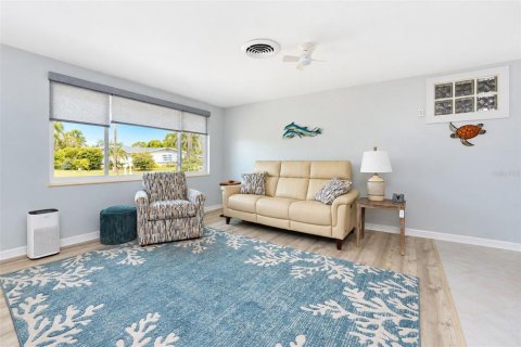 Villa ou maison à vendre à Englewood, Floride: 3 chambres, 94.2 m2 № 2426976 - photo 25