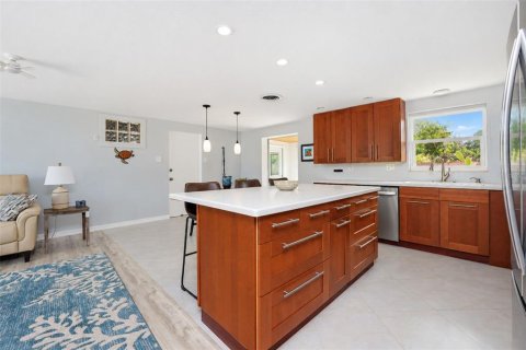 Villa ou maison à vendre à Englewood, Floride: 3 chambres, 94.2 m2 № 2426976 - photo 6