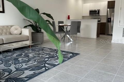 Casa en alquiler en Kissimmee, Florida, 2 dormitorios, 101.17 m2 № 1786815 - foto 2