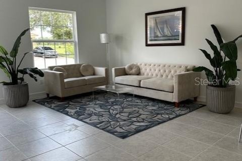 Casa en alquiler en Kissimmee, Florida, 2 dormitorios, 101.17 m2 № 1786815 - foto 4