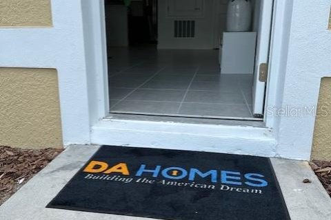 Casa en alquiler en Kissimmee, Florida, 2 dormitorios, 101.17 m2 № 1786815 - foto 5