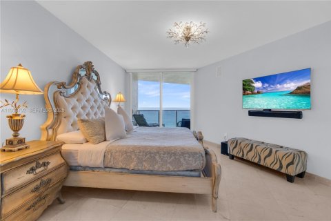 Снять в аренду кондоминиум в Санни-Айлс-Бич, Флорида 2 спальни, 176.51м2, № 1992487 - фото 11