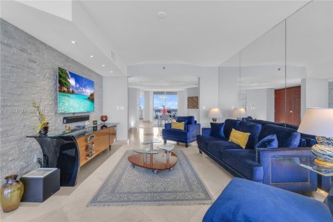 Снять в аренду кондоминиум в Санни-Айлс-Бич, Флорида 2 спальни, 176.51м2, № 1992487 - фото 26