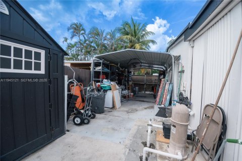 House in Pompano Beach, Florida 2 bedrooms, 102.56 sq.m. № 2002214 - photo 23