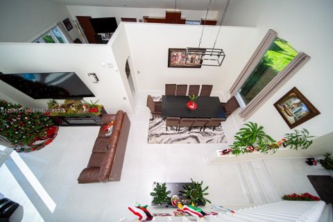 Casa en venta en Miramar, Florida, 4 dormitorios, 220.92 m2 № 1993881 - foto 27