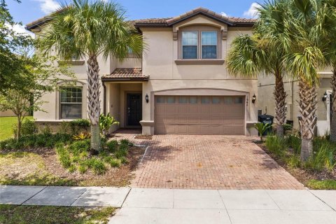 House in Kissimmee, Florida 9 bedrooms, 408.4 sq.m. № 2299079