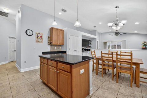 Casa en venta en Land O' Lakes, Florida, 4 dormitorios, 203.08 m2 № 1813608 - foto 11