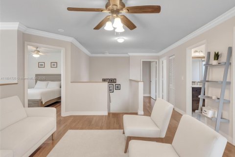 Villa ou maison à louer à Weston, Floride: 5 chambres, 223.71 m2 № 1946508 - photo 18