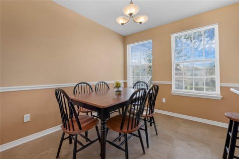 Condo in Celebration, Florida, 2 bedrooms  № 1552562 - photo 16