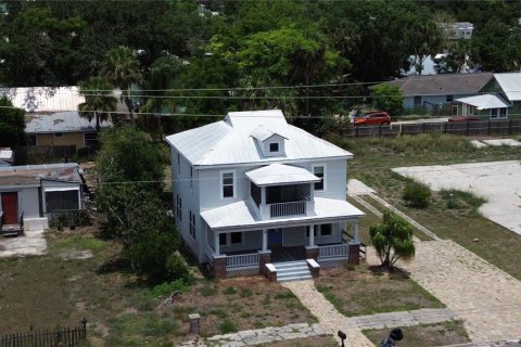 House in Arcadia, Florida 4 bedrooms, 171.68 sq.m. № 1751320 - photo 1