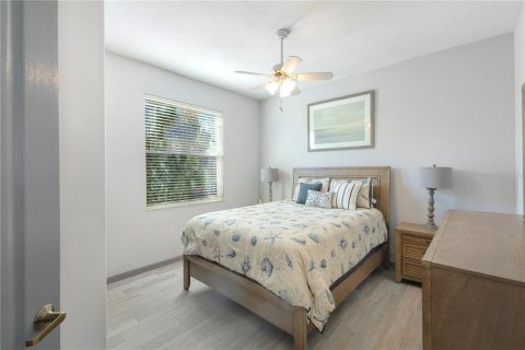 House in Palm Harbor, Florida 4 bedrooms, 255.67 sq.m. № 1559351 - photo 27