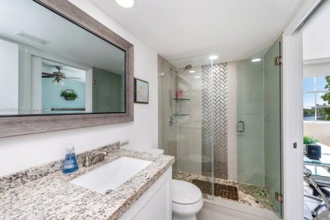 Condominio en alquiler en Aventura, Florida, 2 dormitorios, 102.19 m2 № 1935647 - foto 17