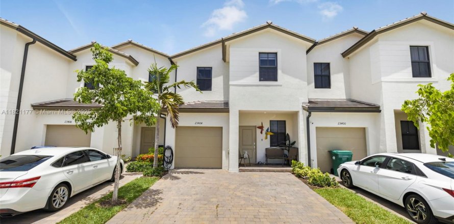 Townhouse in Homestead, Florida 3 bedrooms № 1781662
