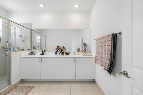 Townhouse in Homestead, Florida 3 bedrooms № 1781662 - photo 22