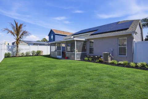 Villa ou maison à vendre à Orlando, Floride: 3 chambres, 128.48 m2 № 2020028 - photo 25