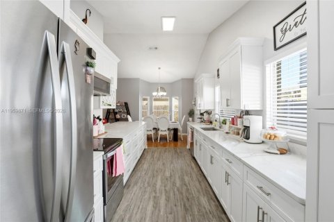 Villa ou maison à vendre à Orlando, Floride: 3 chambres, 128.48 m2 № 2020028 - photo 13